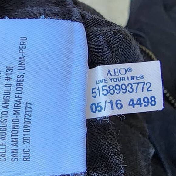 American Eagle Super Stretch AEO Twill X Black Low-Rise Chino Shorts 4 - Picture 10 of 11